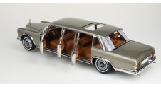 CMC 1/18 Mercedes-Benz 600 Pullman W 100 Limousine with sunroof
